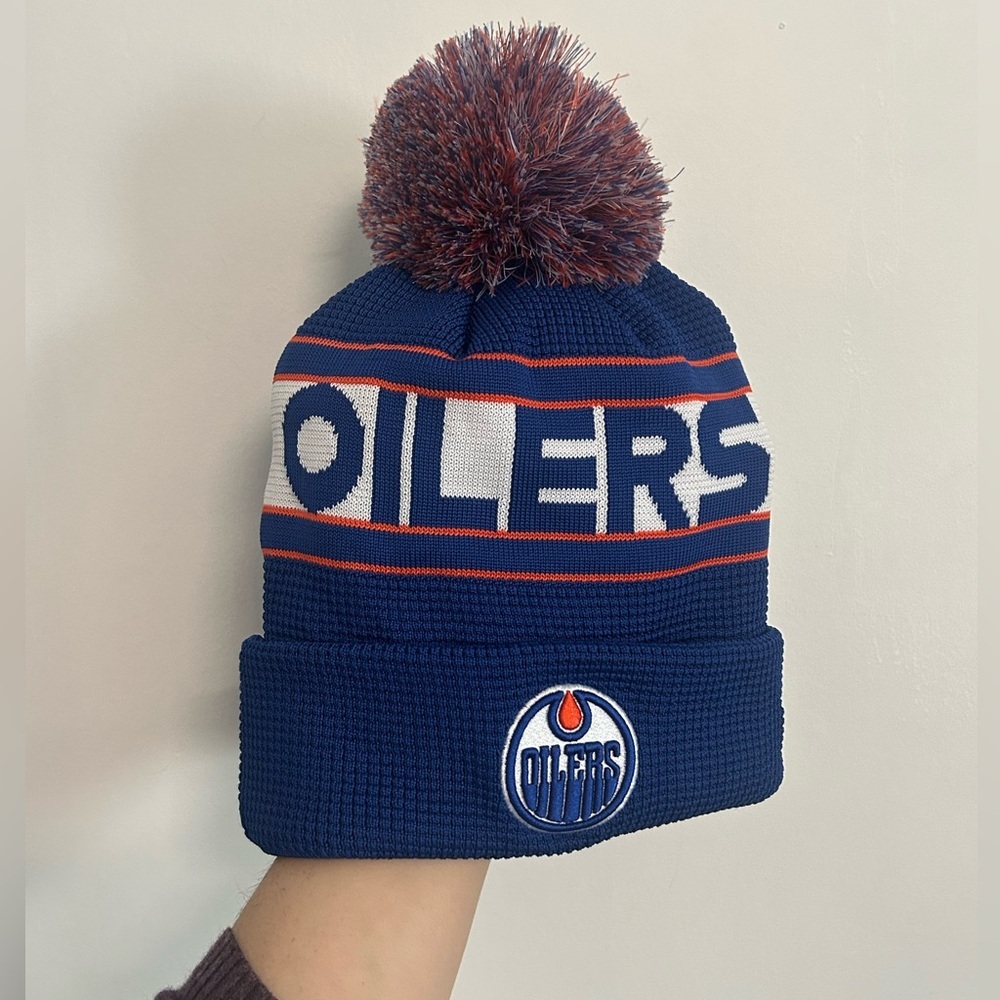 Edmonton Oilers NHL Hockey Beanie Toque - Picture 1 of 5